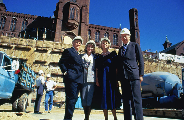 Dr. Arthur M. Sackler, Jillian Sackler, Mary Ripley and Dillon Ripley  - Arthur M. Sackler Gallery, Smithsonian Institution