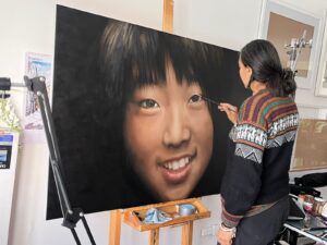 Patricia Guzmán in her studio